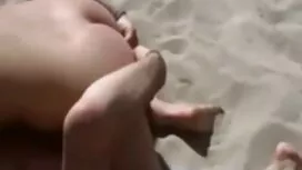کودک با سینه های عکس ...