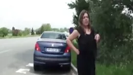 بلوند می خواهد حرف د ...