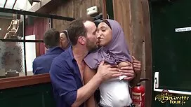 لباس زیر قرمز قرمز خ ...
