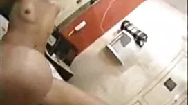 جلوی دوربین سگ آسیای ...