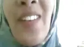 دختری که سینه های بز ...
