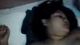 سبزه در شلوارهای تنگ ...